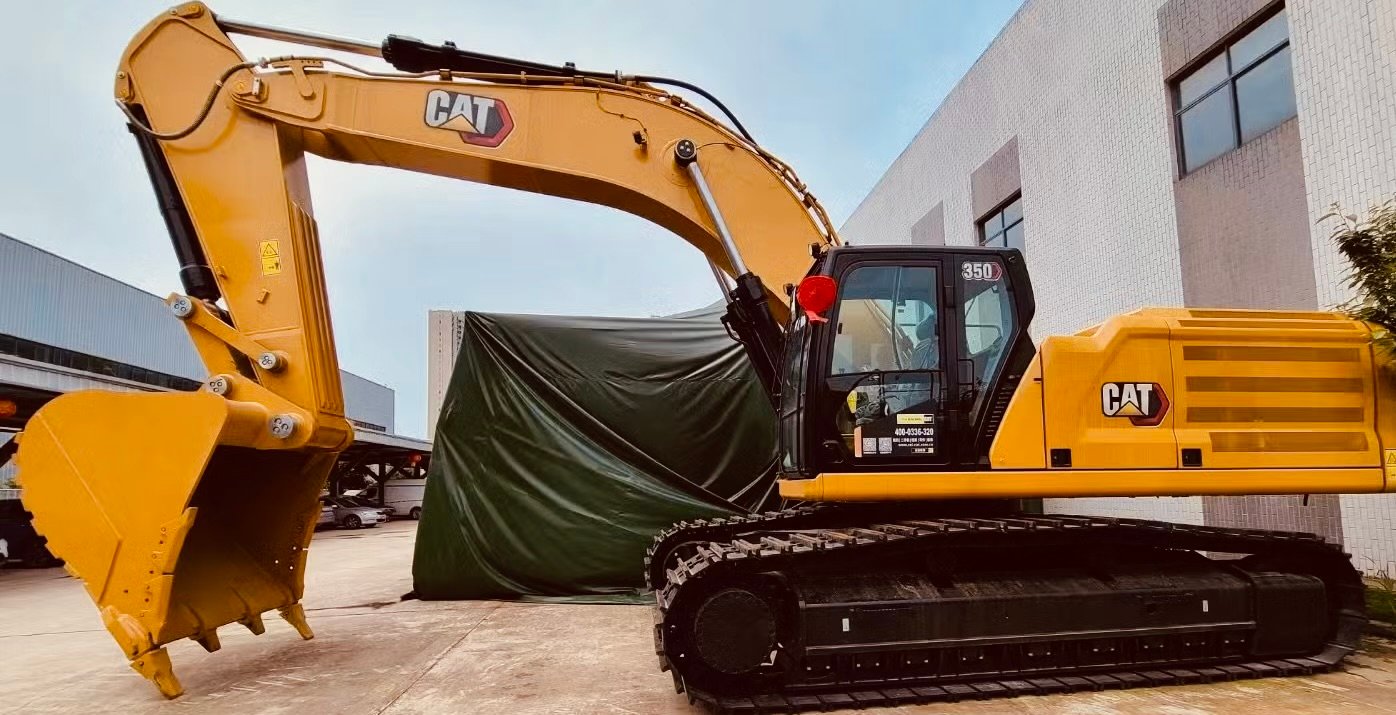 Caterpillar 350 Excavator (2016 Model)