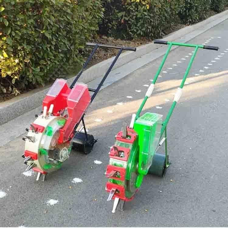 12-Tooth Double-Hand Operated Seeder