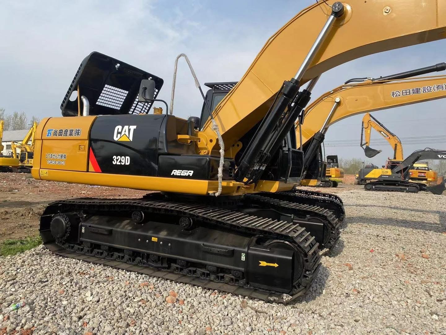 Caterpillar 329D Excavator – 2011 Model